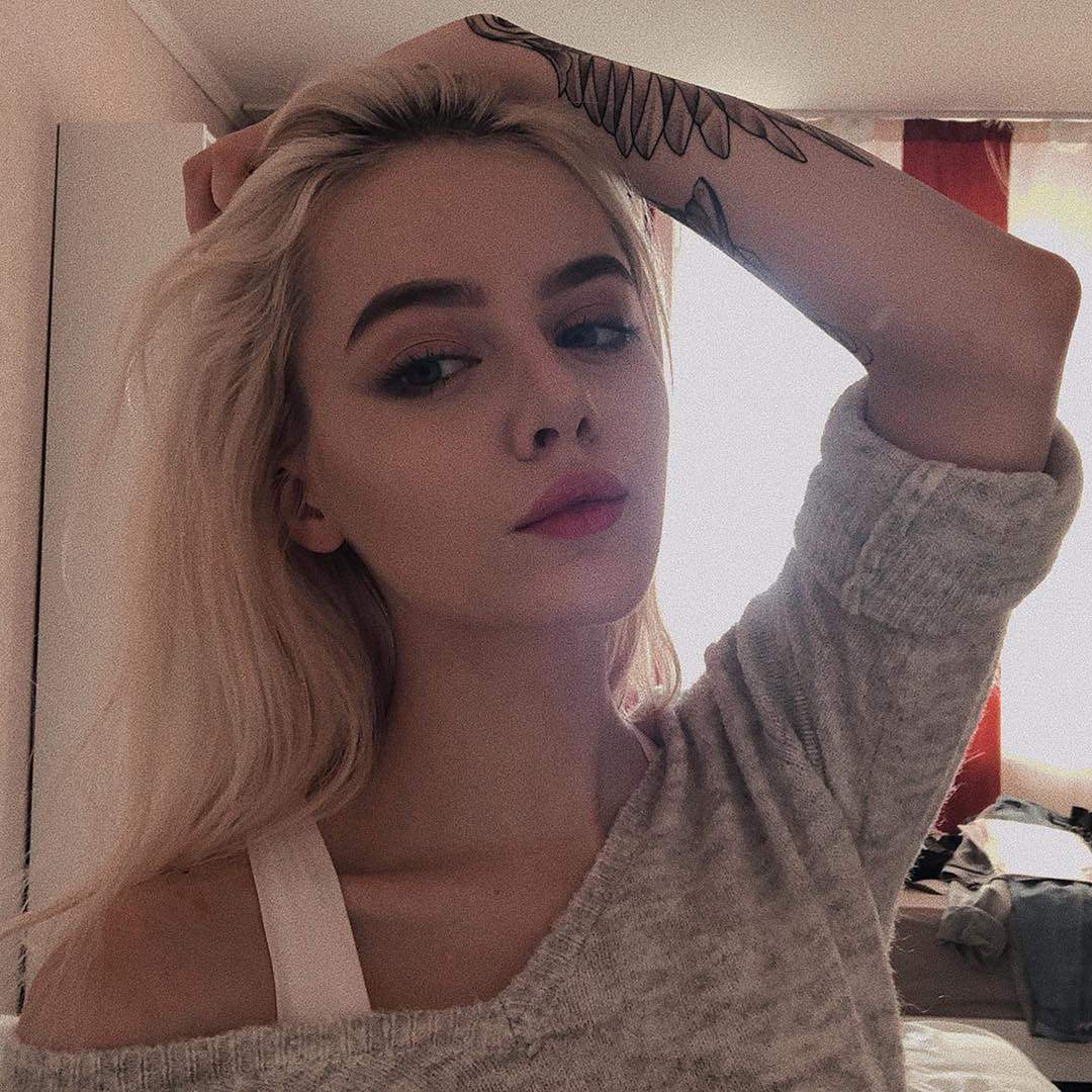 gtfobae_nude_001
