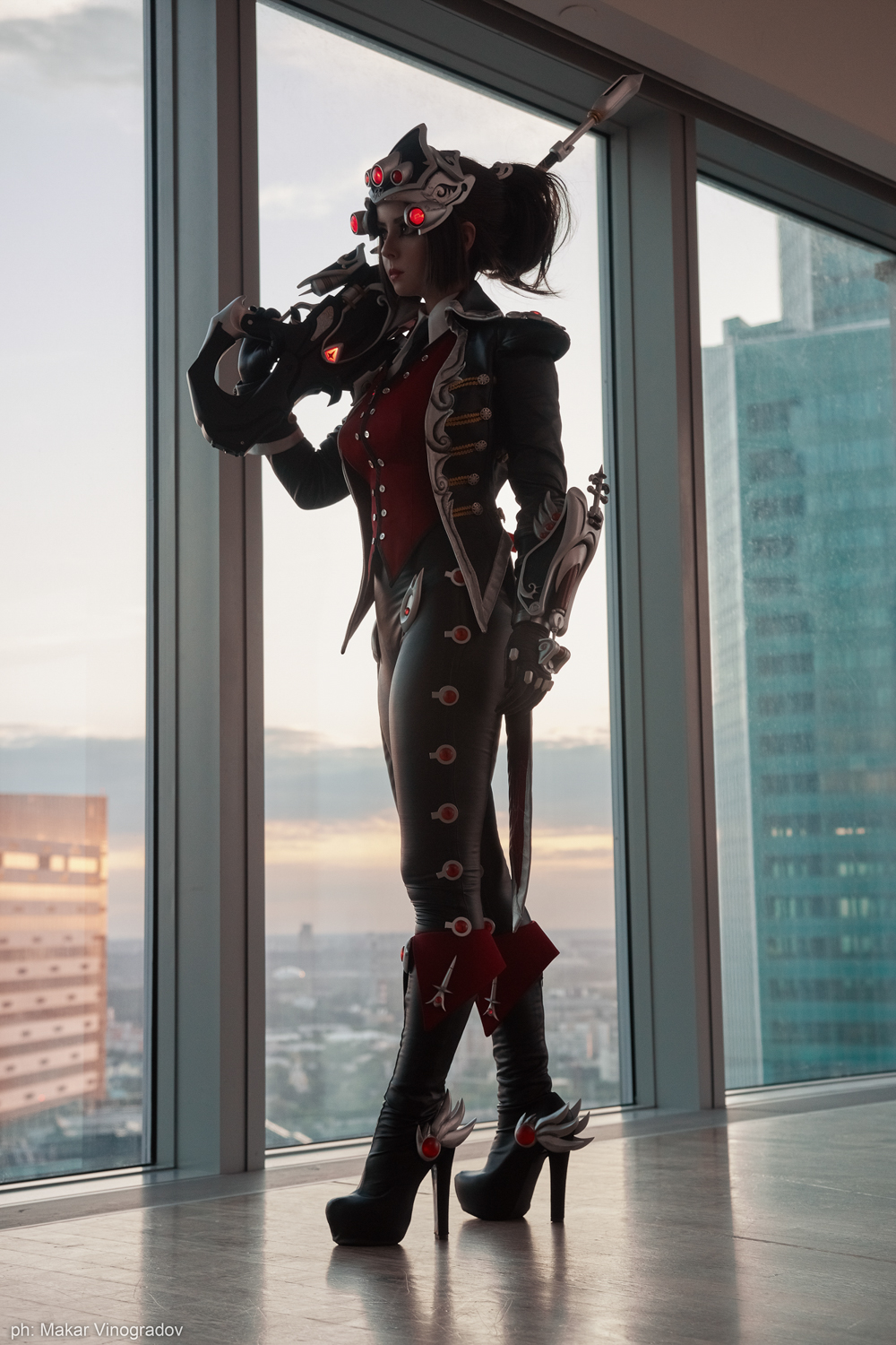 cosplay_widowmaker_huntress_by_disharmonica-dcjnu1b