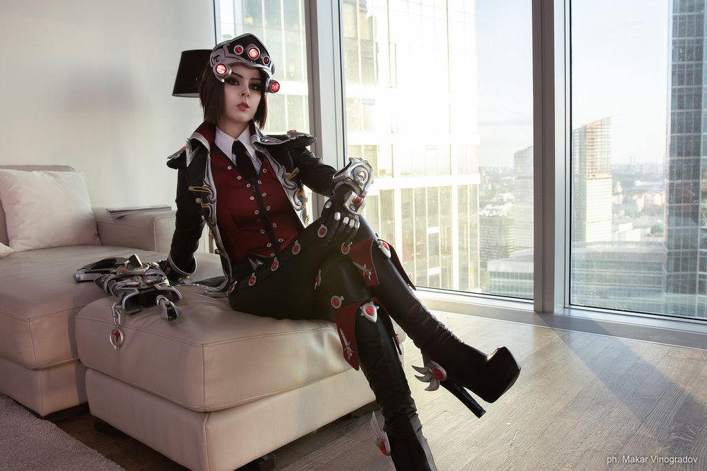 cosplay_widowmaker_huntress_by_disharmonica-dcjnu0g